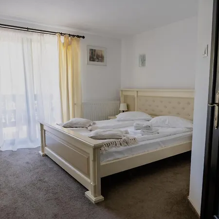 Pensiunea Maidali Guest house